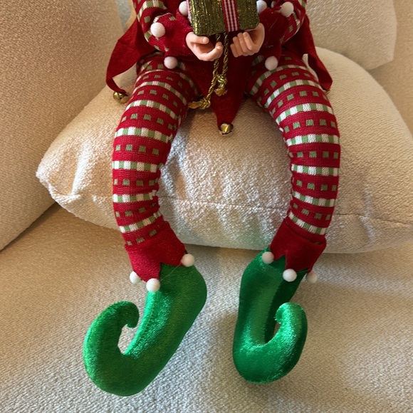 Christmas elf shelf sitter very tall posable jingle bells, pom-poms, red, green - Picture 5 of 9